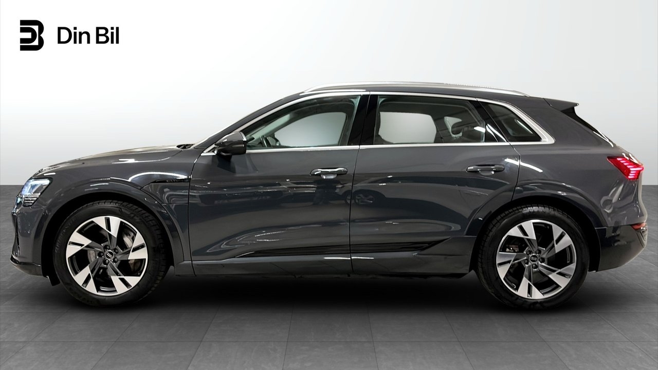 Audi Q8 e-tron 2024, photo 2/10