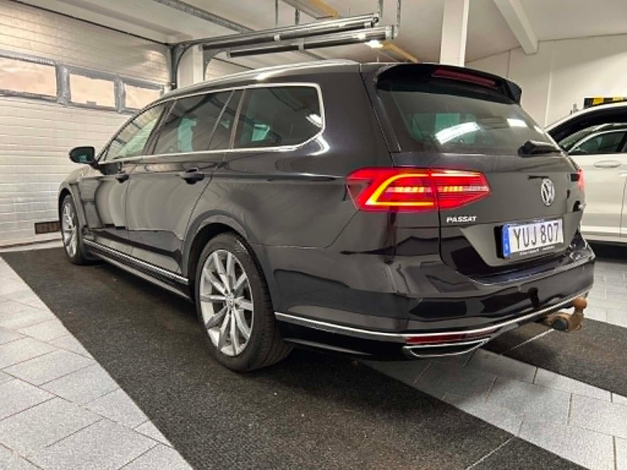 Volkswagen Passat 2018, bild 4/25