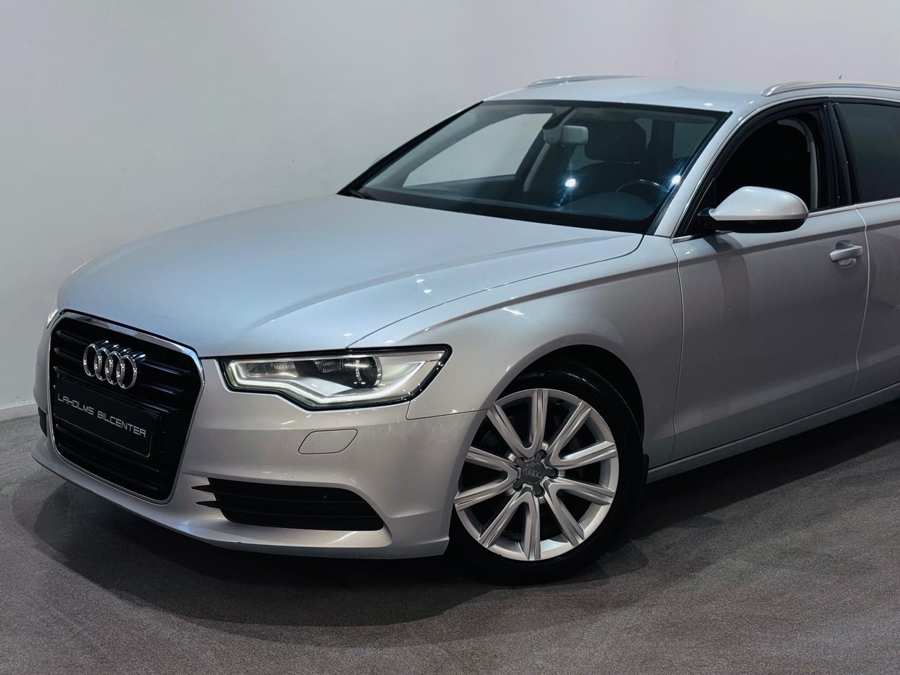 Audi A6 2012, bild 2/10