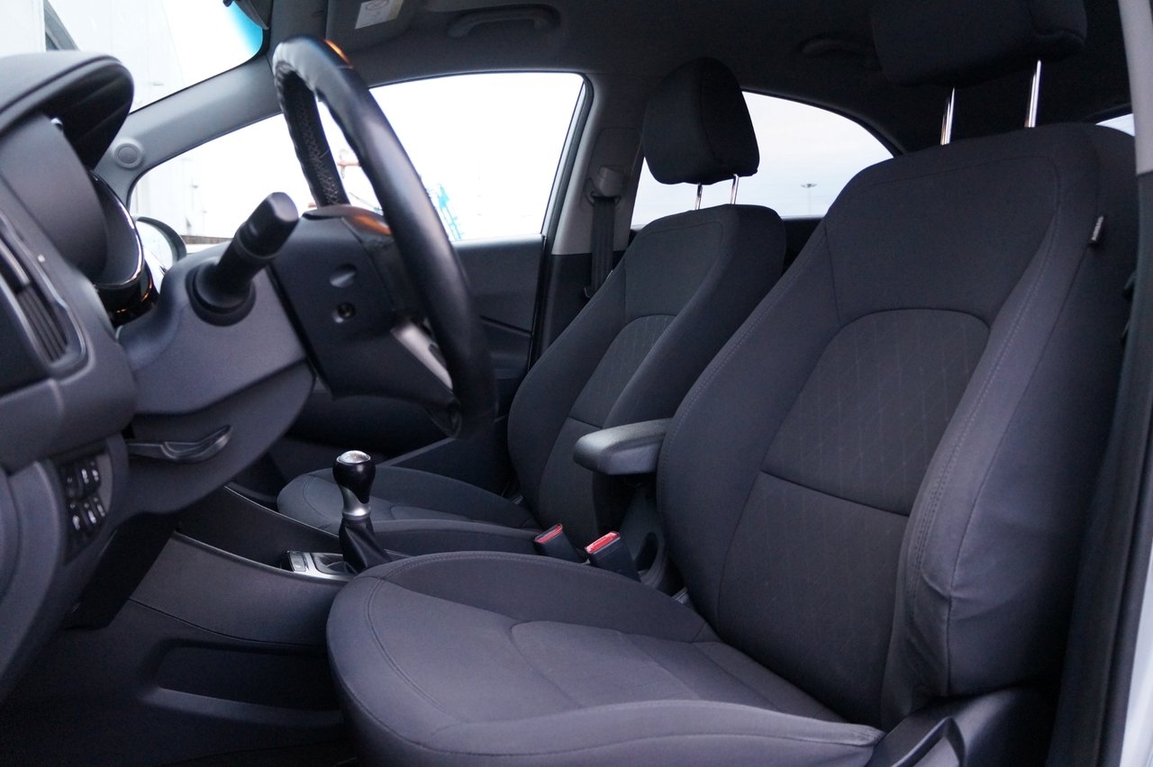 Kia Rio 1.2 CVVT Special Edition PDC 2016, photo 7/10