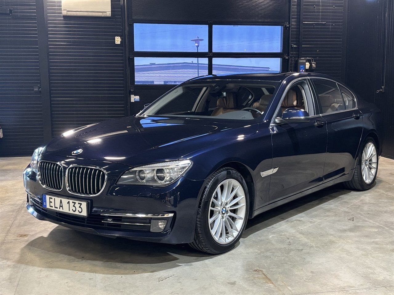 BMW 750 i xDrive LCI (450hk) Aut 2013, bild 3/10