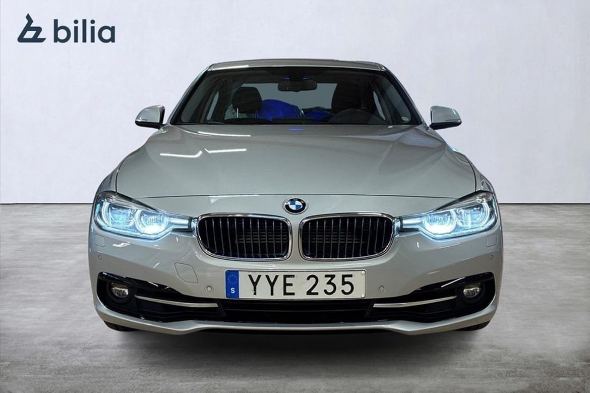 BMW 330 2018, bild 5/27