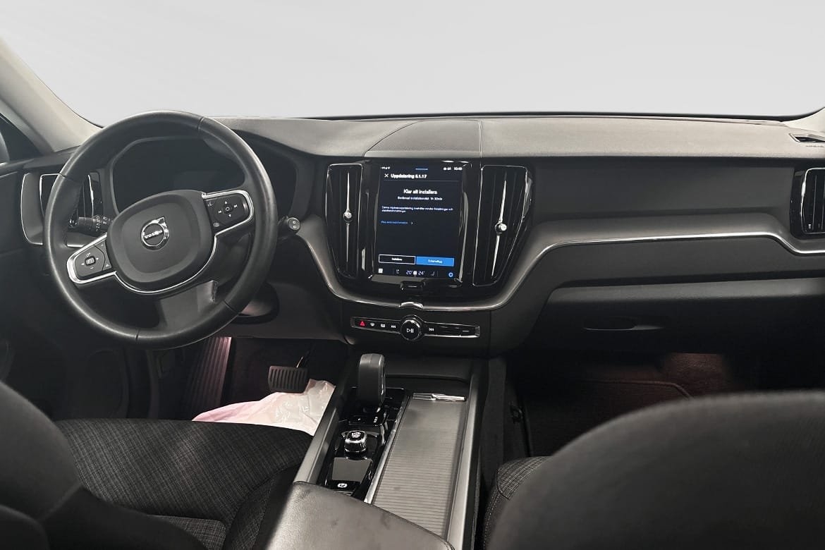 Volvo XC60 B4 Diesel Core 2023, bild 5/8