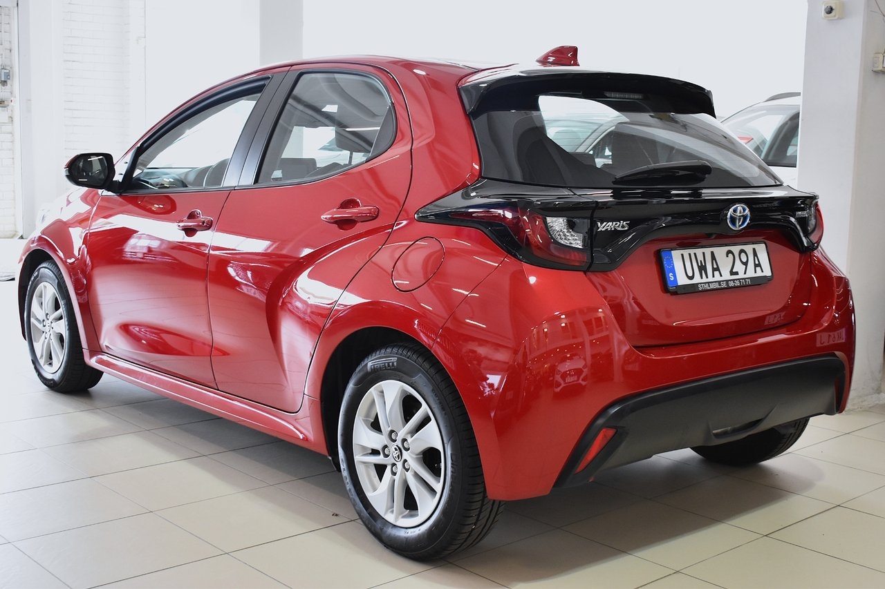 Toyota Yaris Hybrid CVT Active 2023, bild 3/10