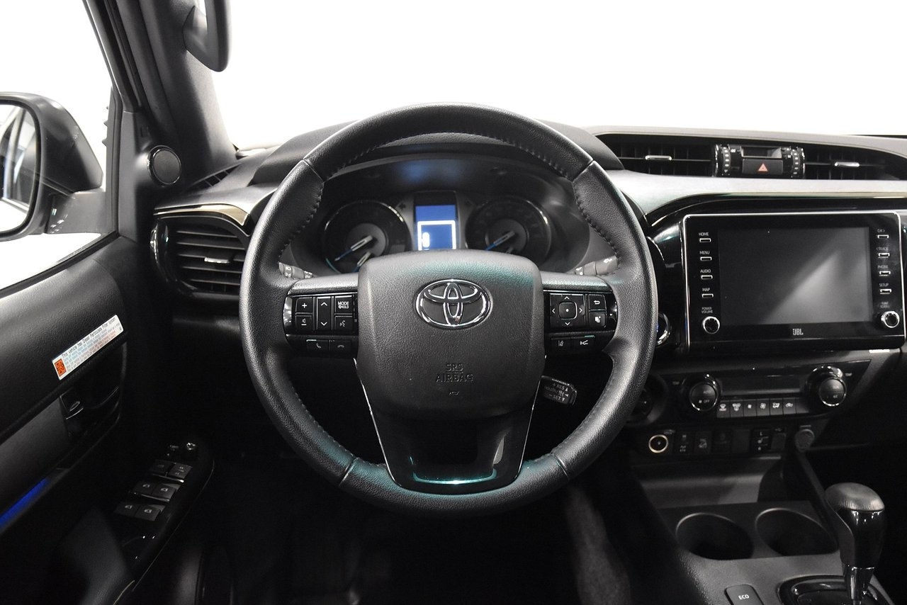Toyota HiLux 2.8 4WD Invincible Drag 2024, bild 2/21