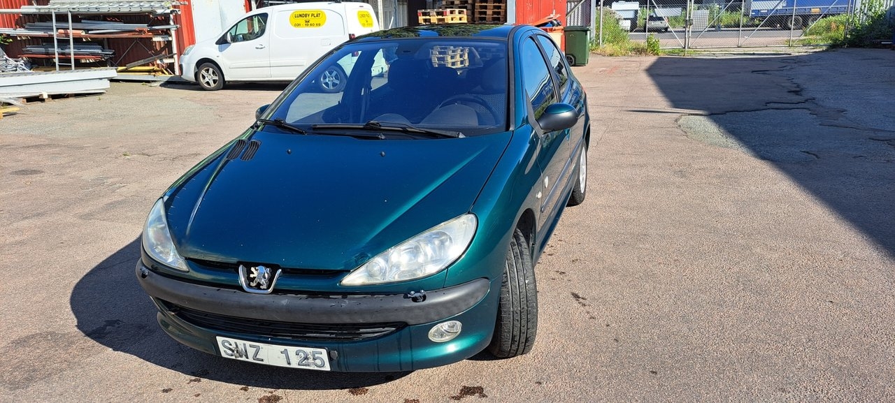 Peugeot 206 2002, bild 2/10