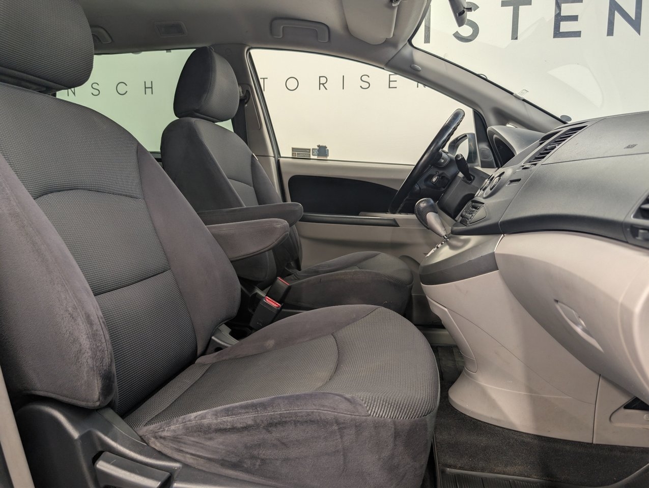 Mitsubishi Grandis 2006, bild 7/10