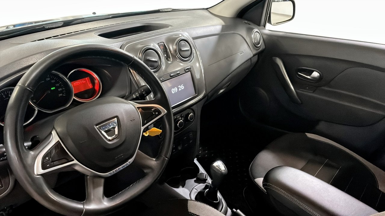 Dacia Logan 0.9 TCe 2018, bild 3/9