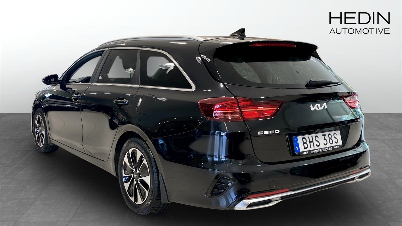 Kia Ceed SW PHEV ACTION 2023, kuva 6/10