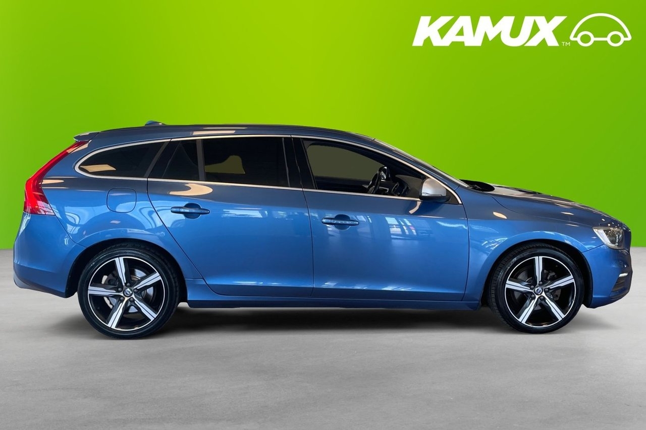 Volvo V60 D4 R-Design 190hk K-Rem Bytt 2017, bild 2/10