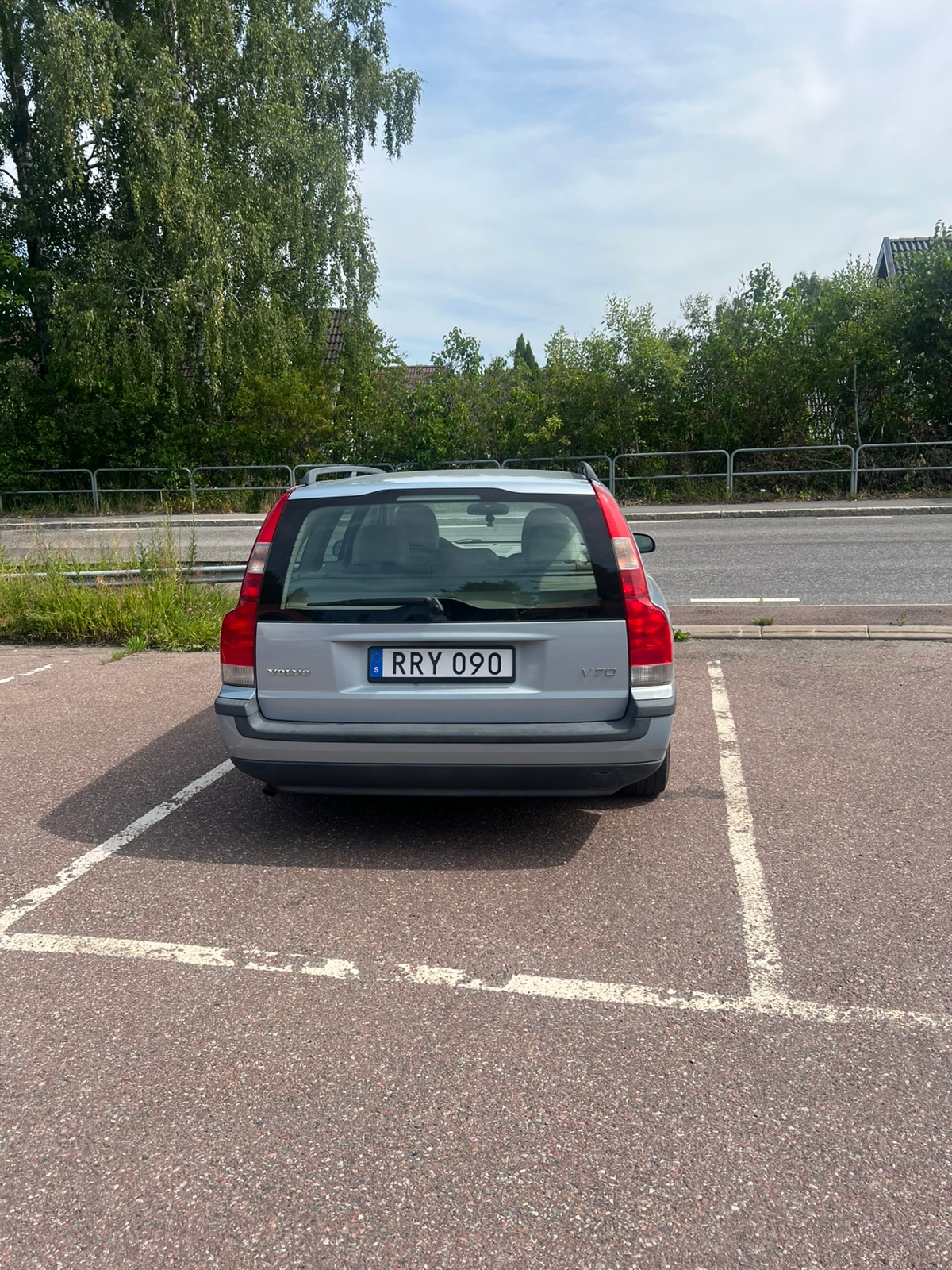 Volvo V70 2.4 Automatisk 2001, bild 2/4