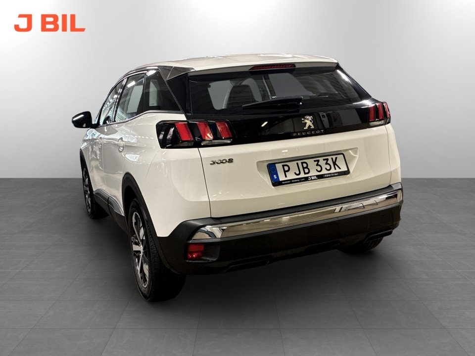Peugeot 3008 Active 1.2 PT 131hk Aut 2020, bild 3/18
