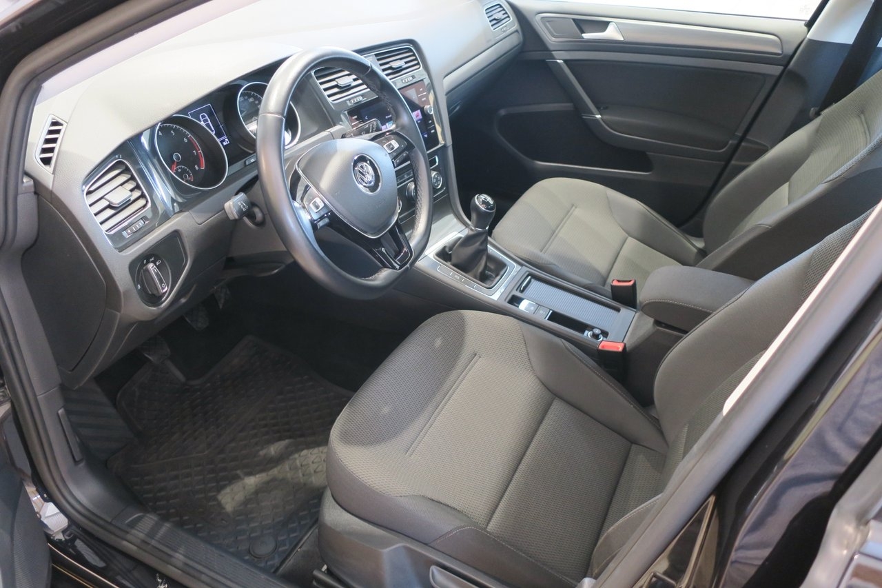 Volkswagen Golf 1.0 TSI 110hk 2018, bild 5/9