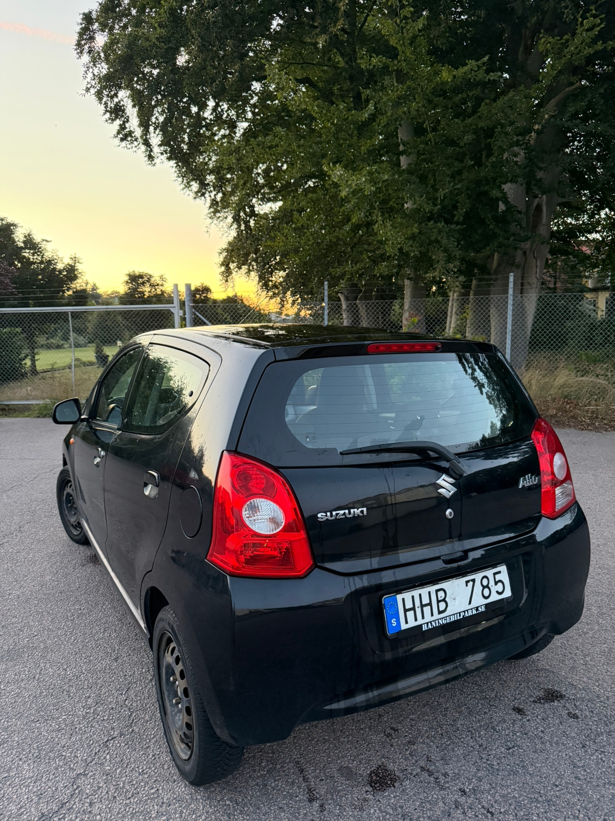 Suzuki Alto 1.0 DOHC 12V VVT Manuell 2010, bild 2/6