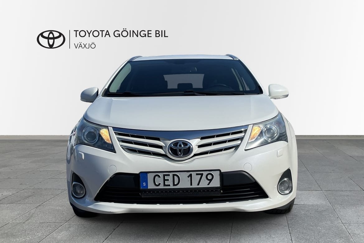 Toyota Avensis 1.8 147 hk Edition 50 2015, photo 6/22