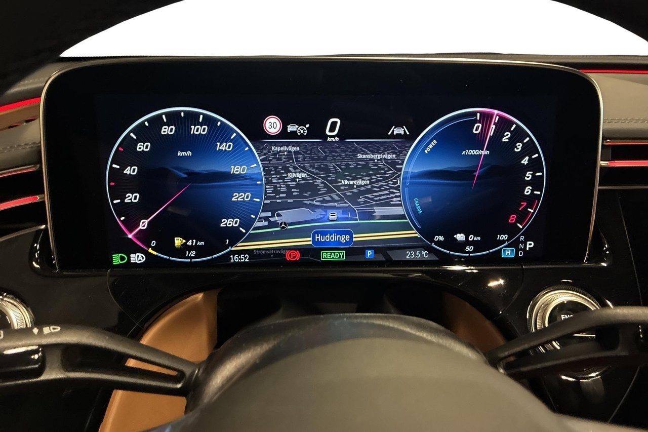 Mercedes-Benz E 300 e AMG Drag 2026, bild 6/10