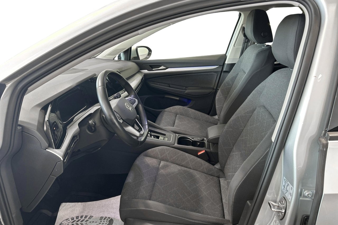 Volkswagen Golf 2023, bild 7/10