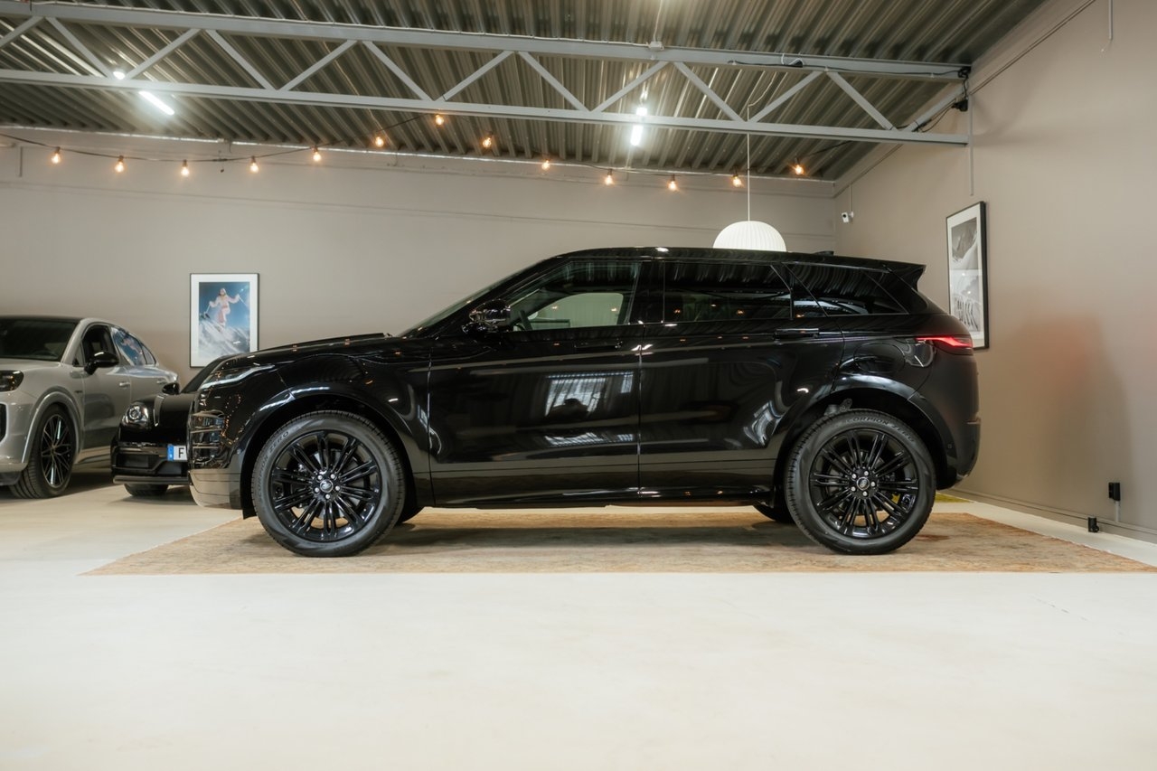Land Rover Range Rover Evoque 2026, photo 6/10