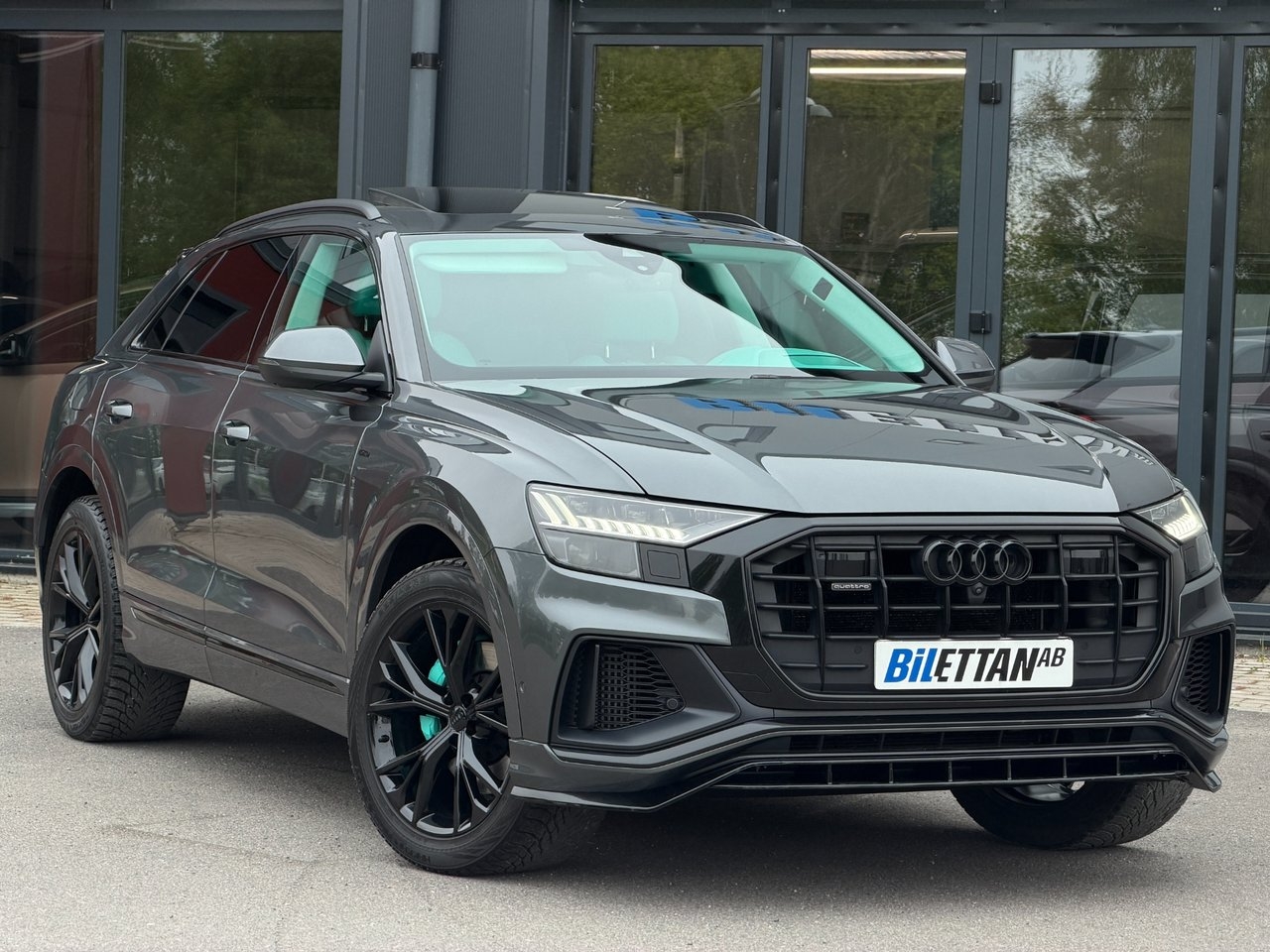 Audi Q8 55 TFSI S Line 340hk 2020, photo 3/10