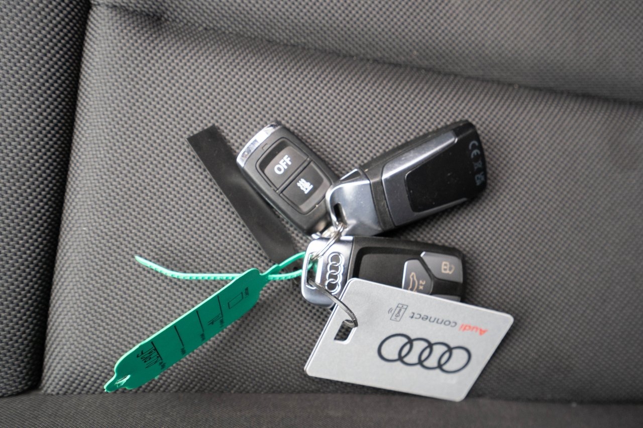 Audi Q5 40 TDI Q D-VÄRMARE DRAG 360° 2025, bild 3/10