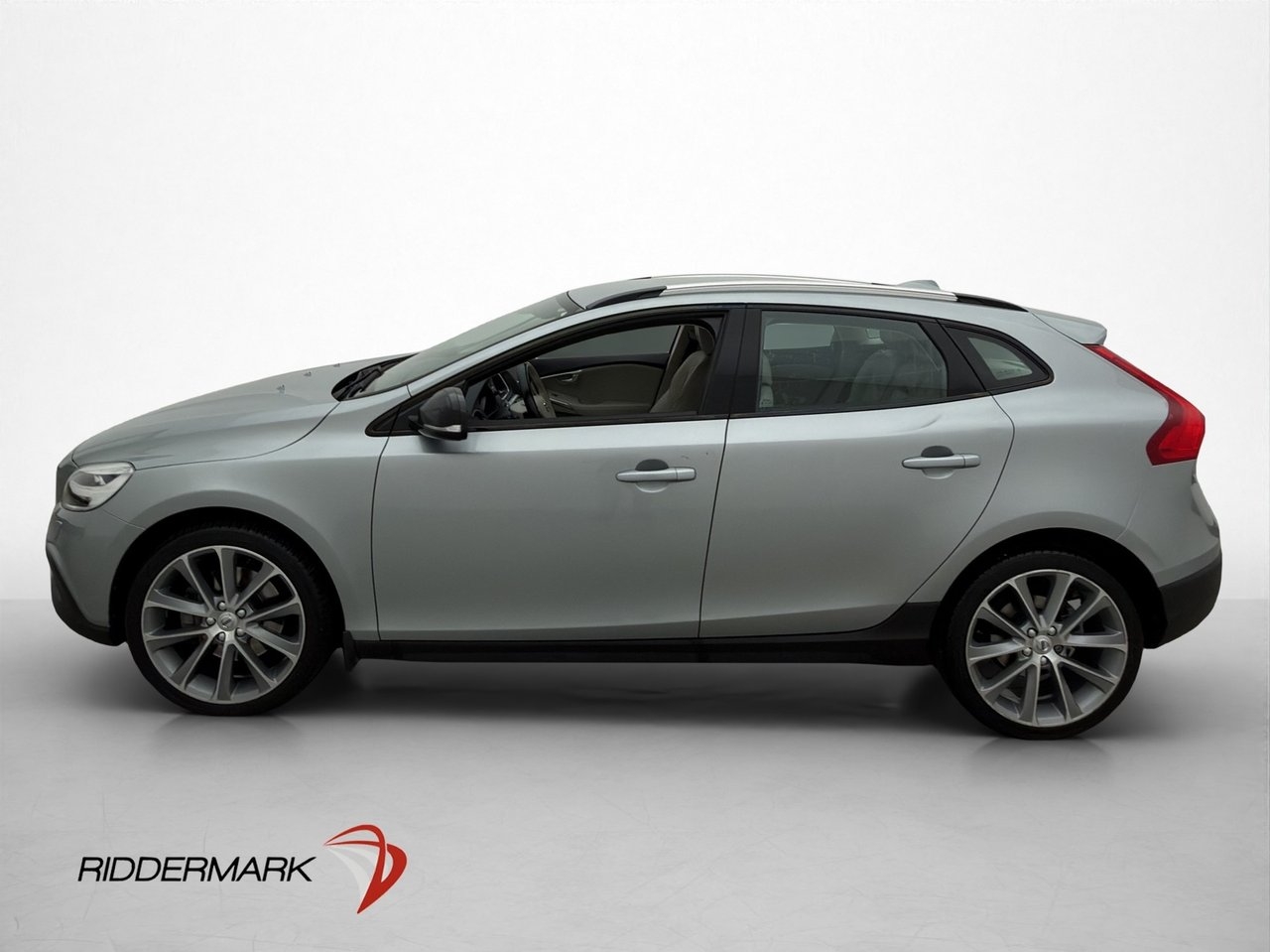 Volvo V40 Cross Country 2017, kuva 4/30