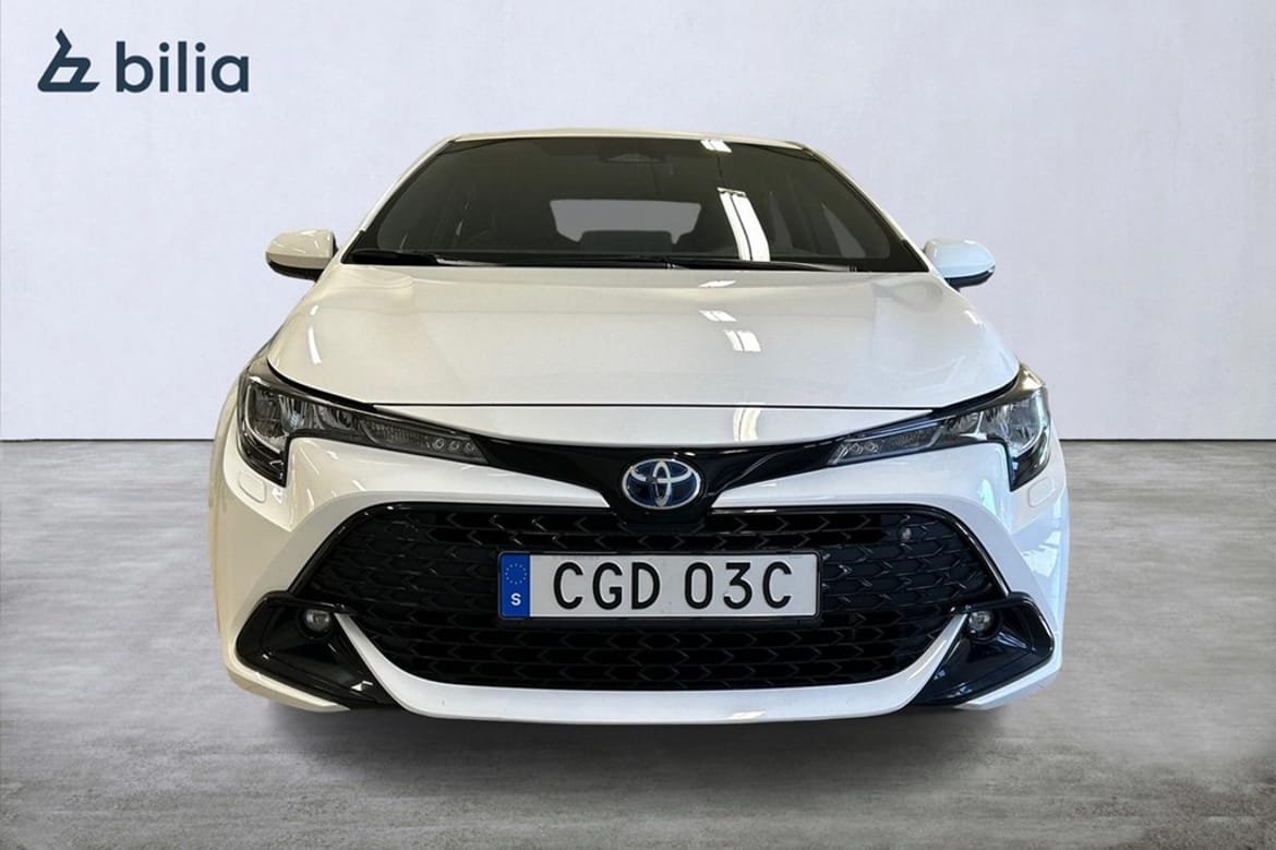 Toyota Corolla Hybrid e-CVT, 140hk 2024, bild 7/10