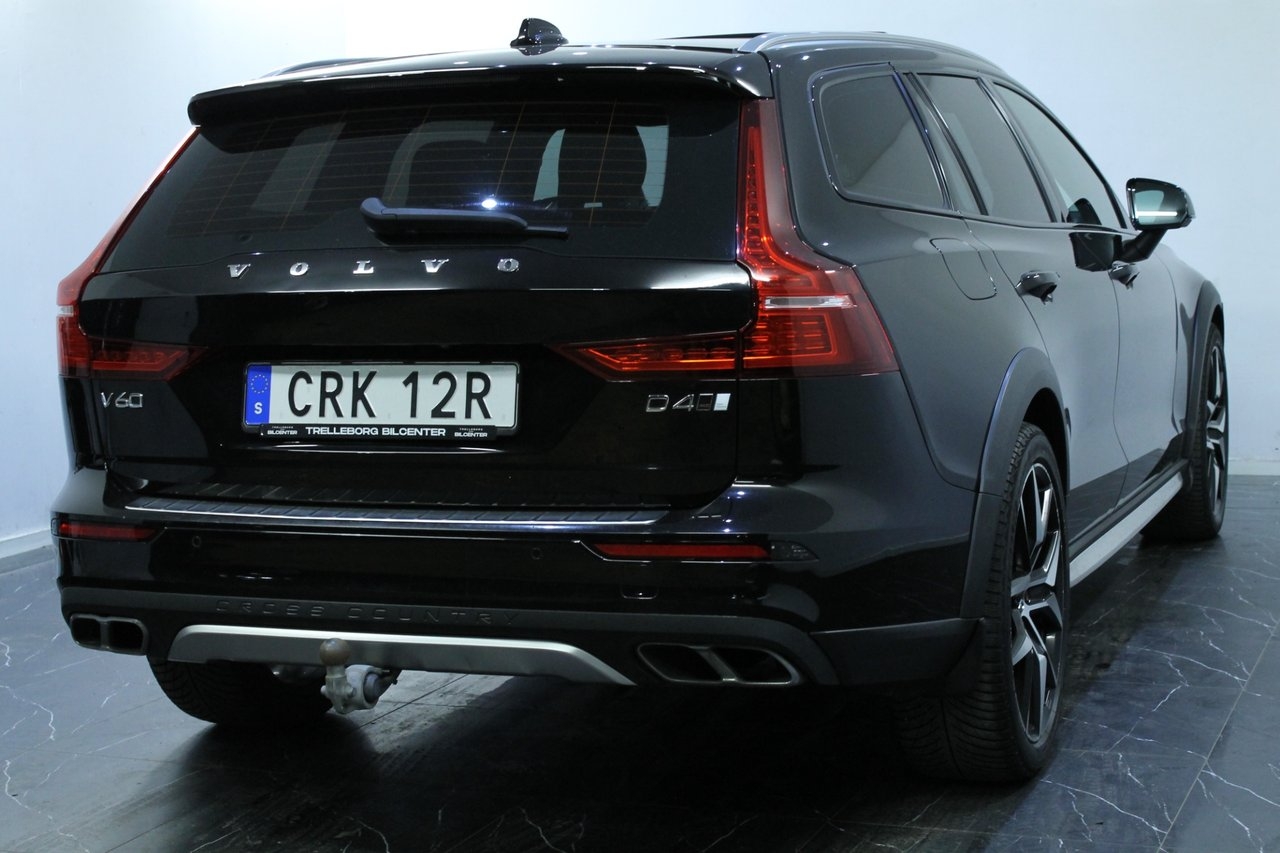 Volvo V60 Cross Country 2019, bild 7/10