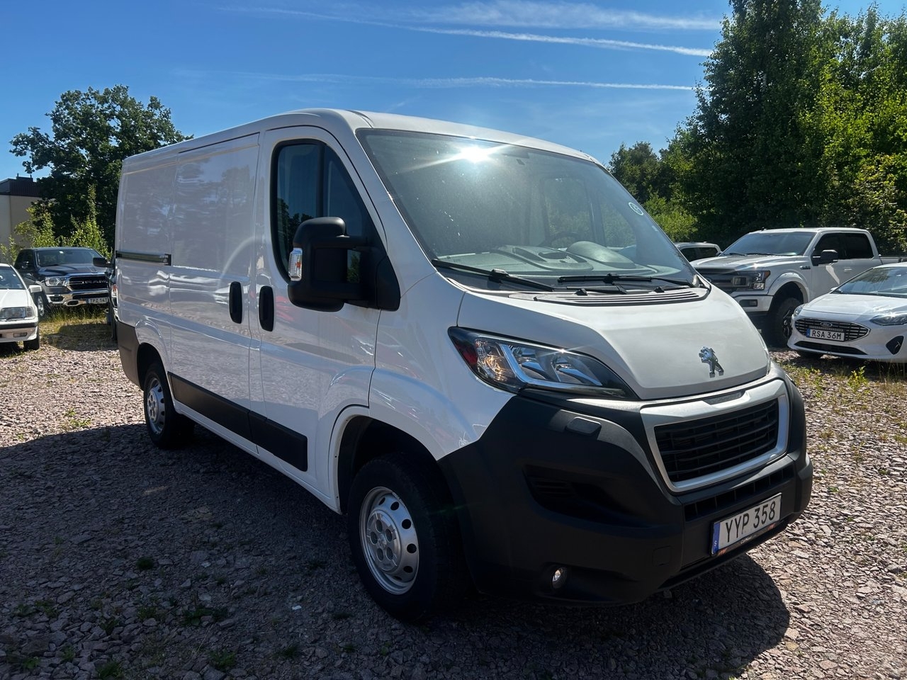 Peugeot e-Traveller