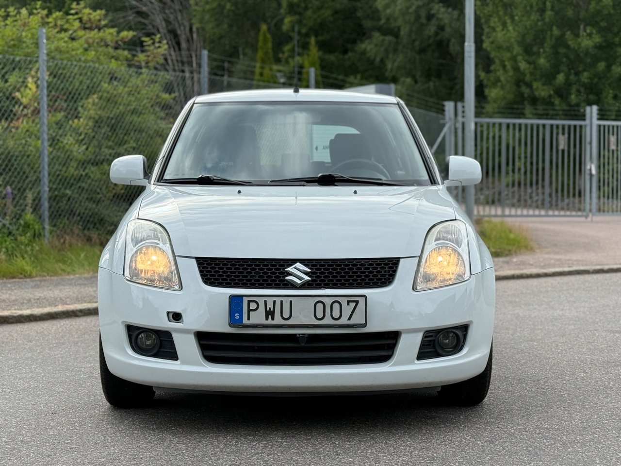 Suzuki Swift 2010, kuva 3/10