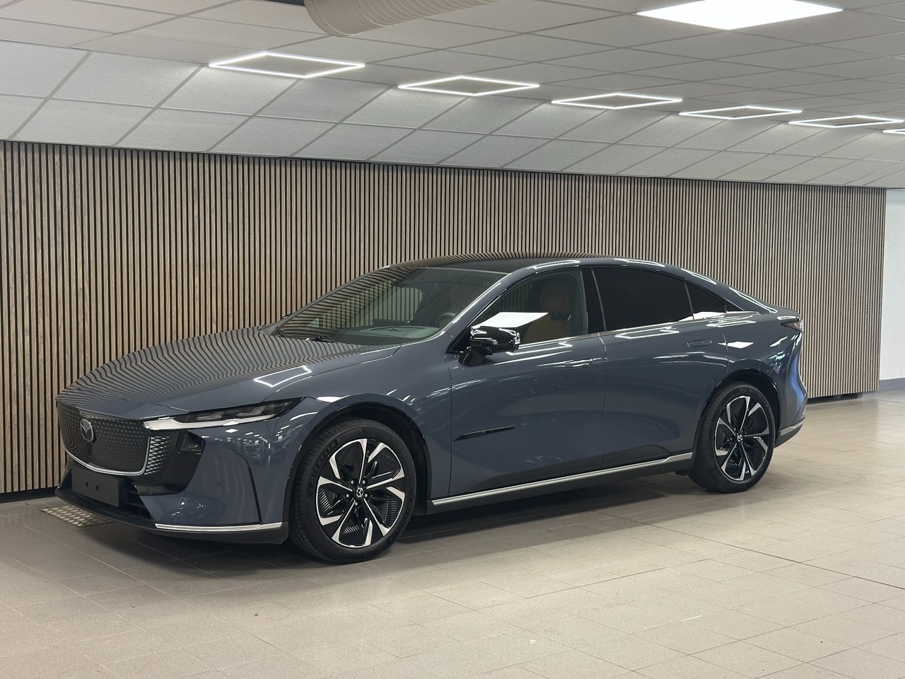 Mazda 6e
