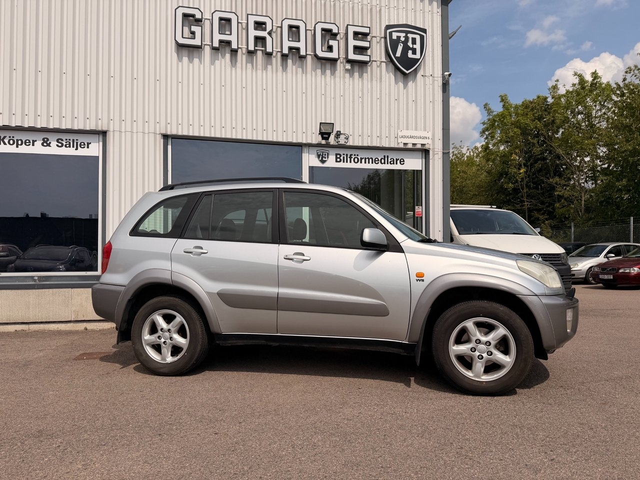Toyota RAV4 5-dörrar 2.0 VVT-i 4x4 2002, bild 2/9