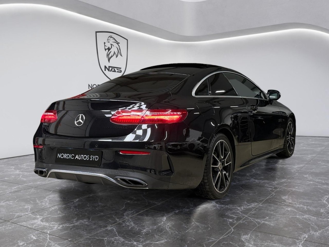 Mercedes-Benz E 2019, bild 6/25