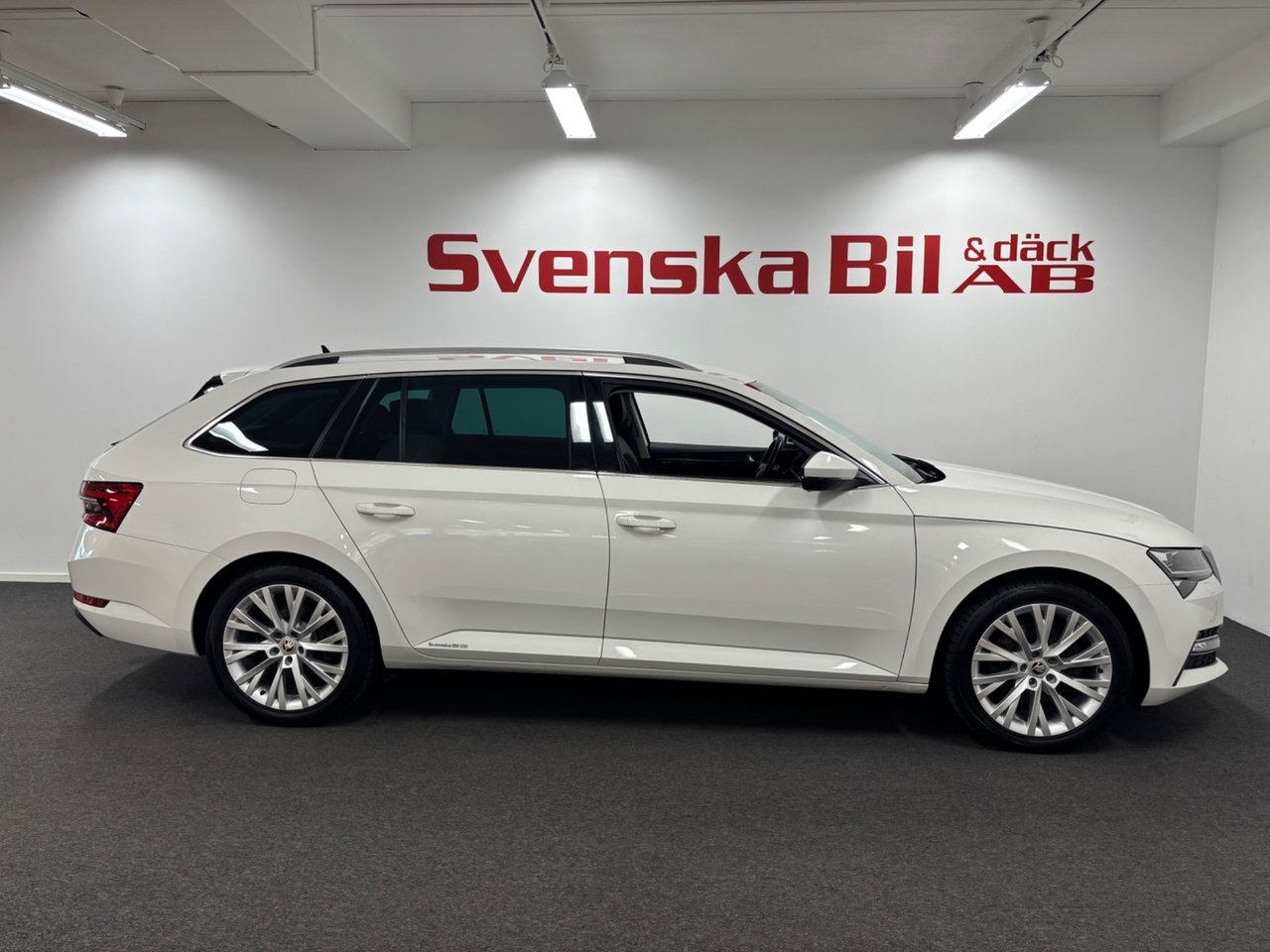 Skoda Superb 2021, bild 5/18