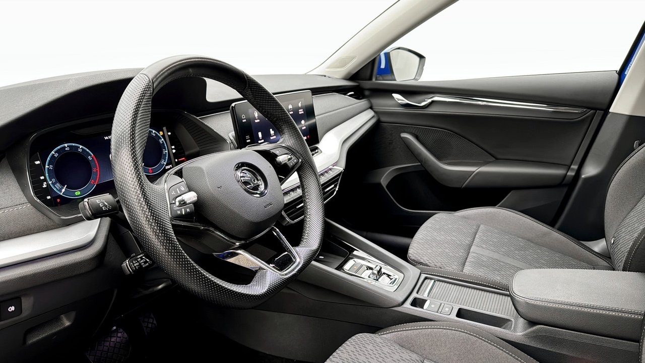 Skoda Octavia 2024, bild 7/10