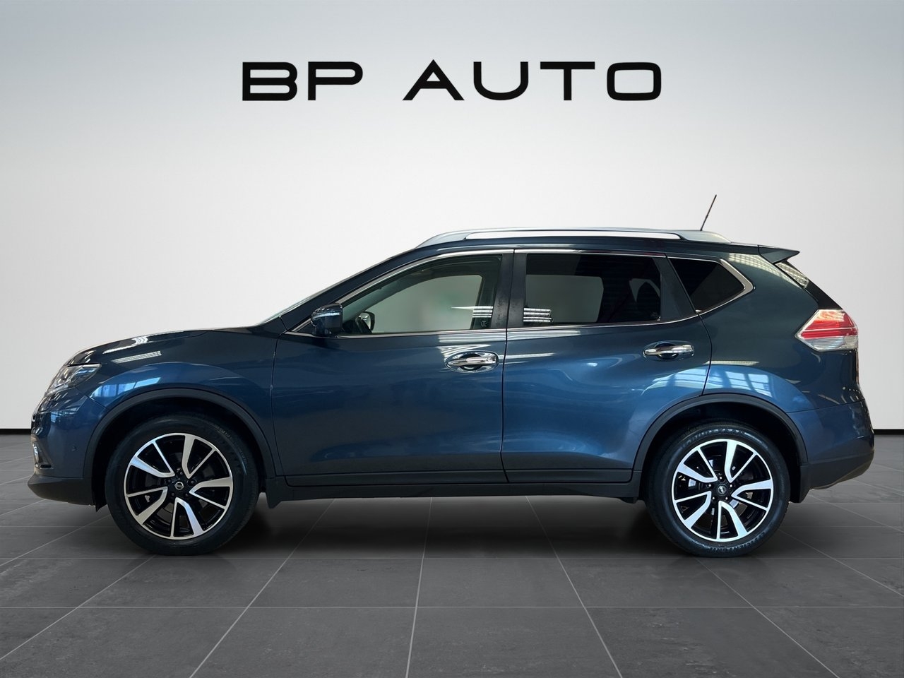 Nissan X-Trail 2017, bild 2/30