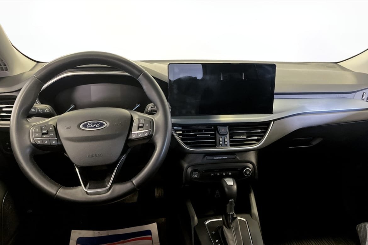 Ford Focus 2023, photo 4/9