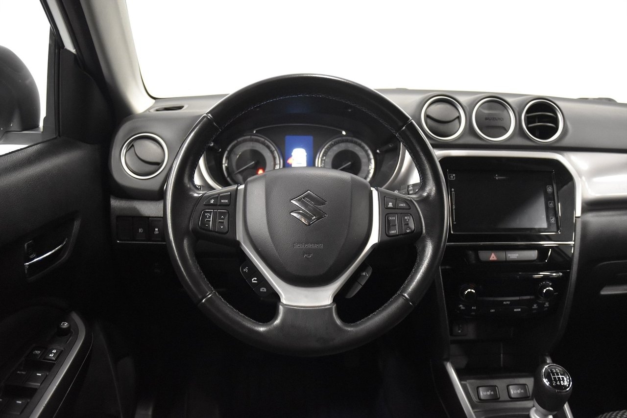 Suzuki Vitara Hybrid AllGrip M-Värmare 2021, bild 2/18