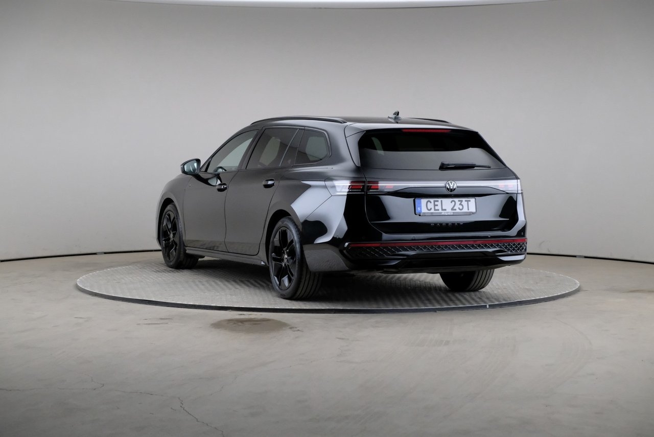 Volkswagen Passat 2024, bild 2/10