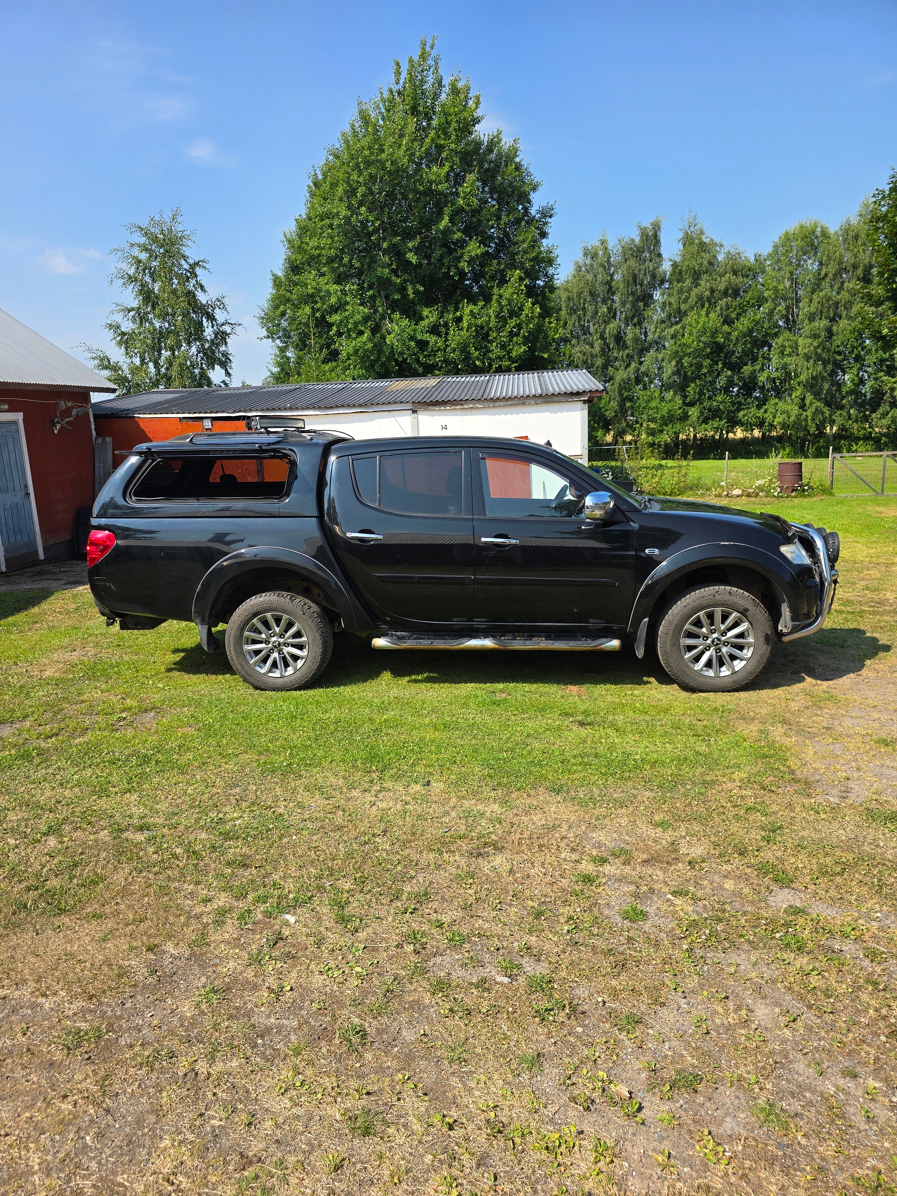 Mitsubishi L200 2015, bild 2/7