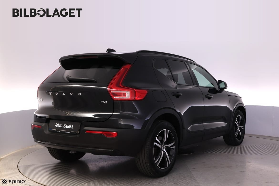 Volvo XC40 B4 FWD Bensin Plus Dark 2025, bild 3/10