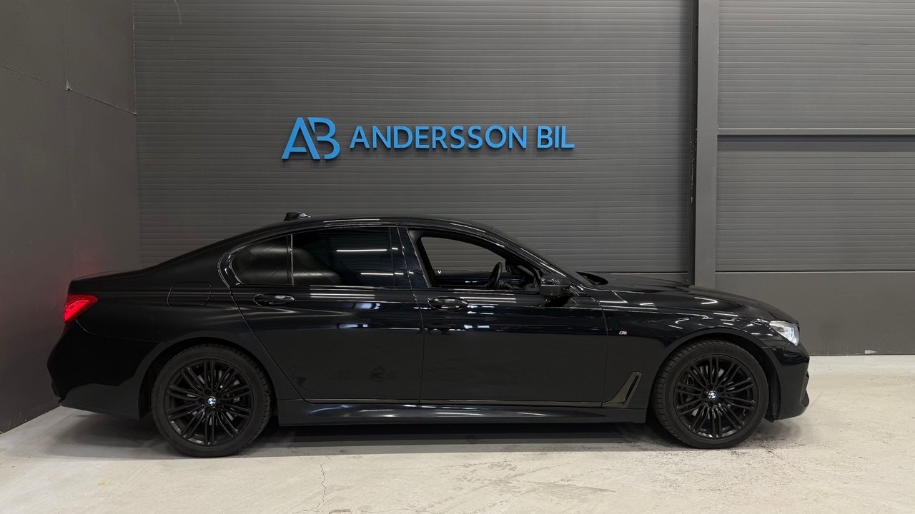 BMW 730 2018, photo 5/10