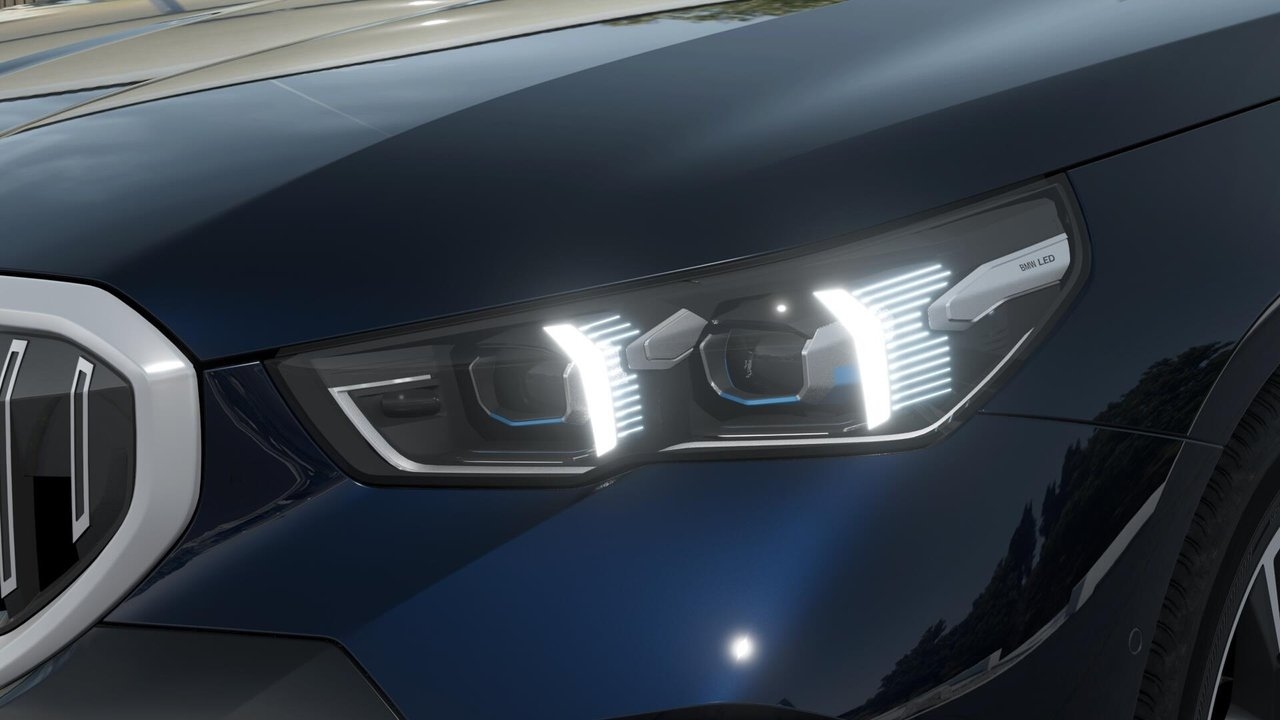 BMW i5 e Drive40 Touring M Sport Ed H/K 2027, photo 6/10