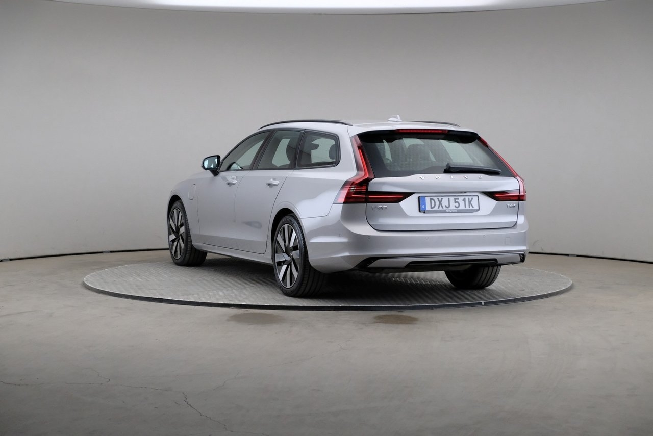 Volvo V90 2026, bild 2/30