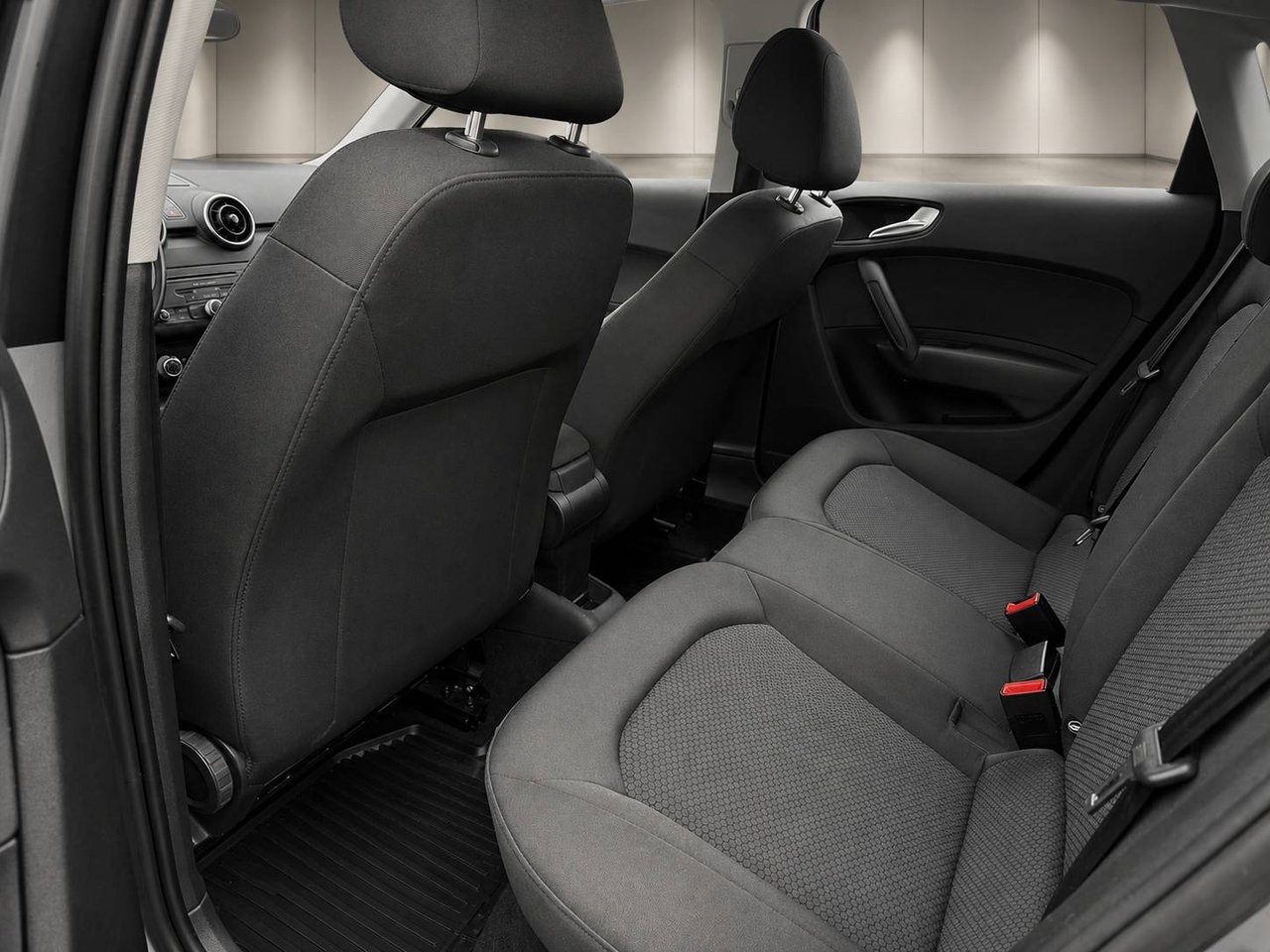 Audi A1 Sportback 1.2 TFSI Proline 2014, kuva 5/5