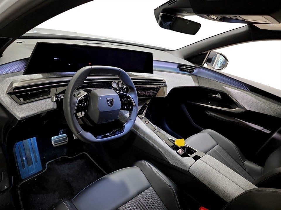 Peugeot 5008 GT Hybrid 145hk Aut 2025, kuva 5/10