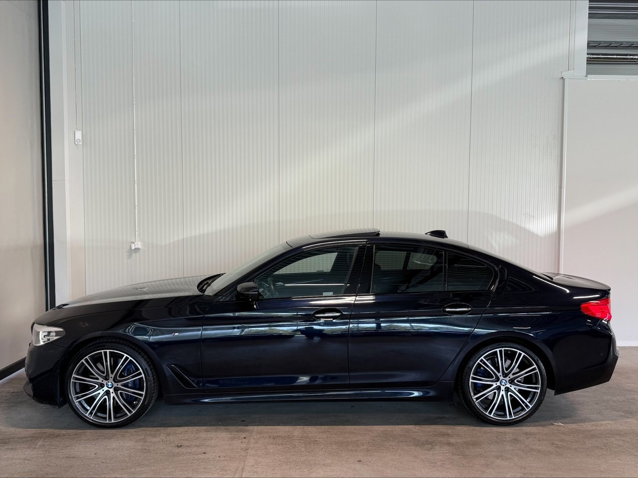 BMW 540 2017, bild 6/24