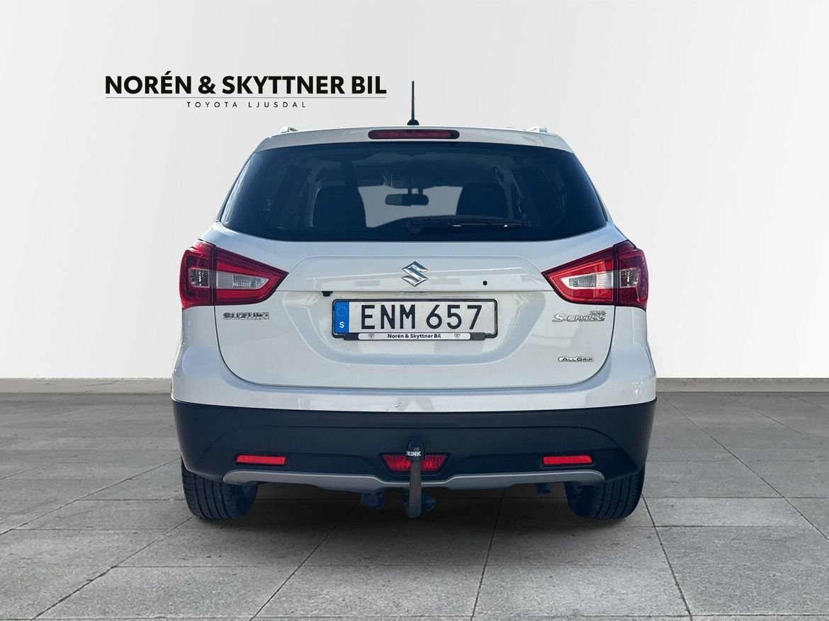 Suzuki SX4 1.4 AllGrip Manuell /Vhjul 2019, bild 4/10