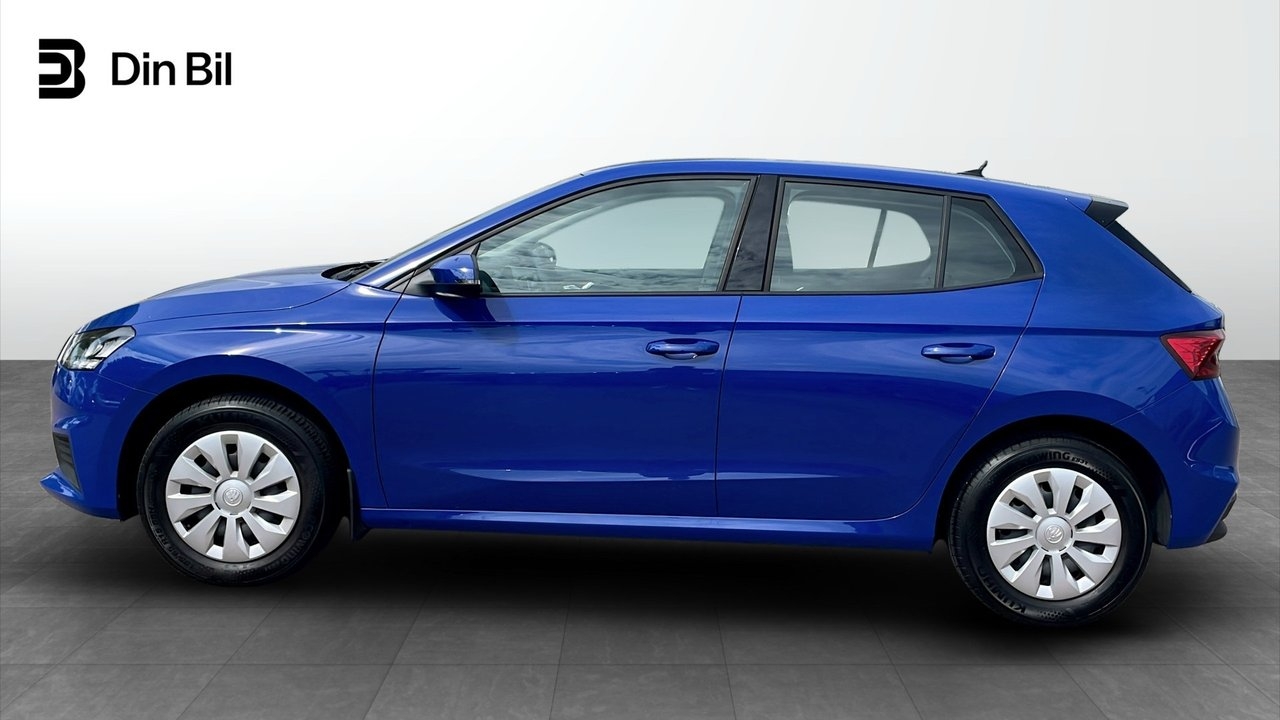 Skoda Fabia Ambition 1,0 MPI 80Hk 2023, bild 2/12