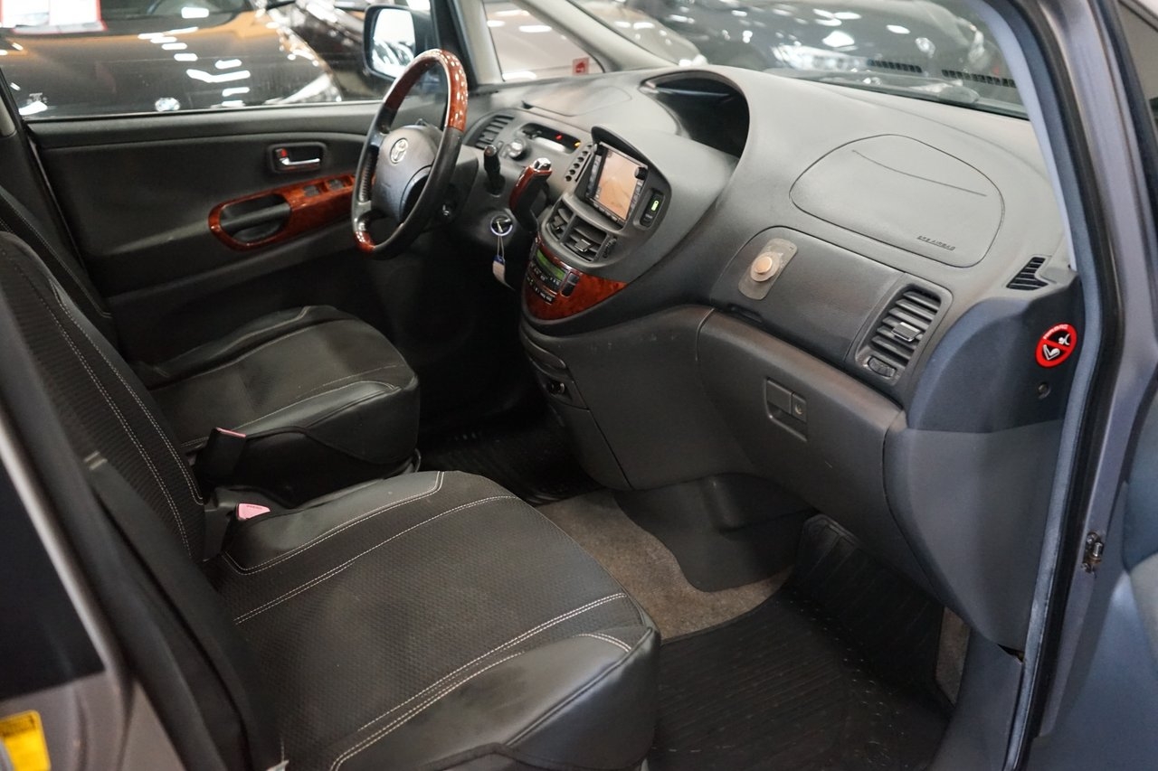 Toyota Previa 2004, bild 7/10