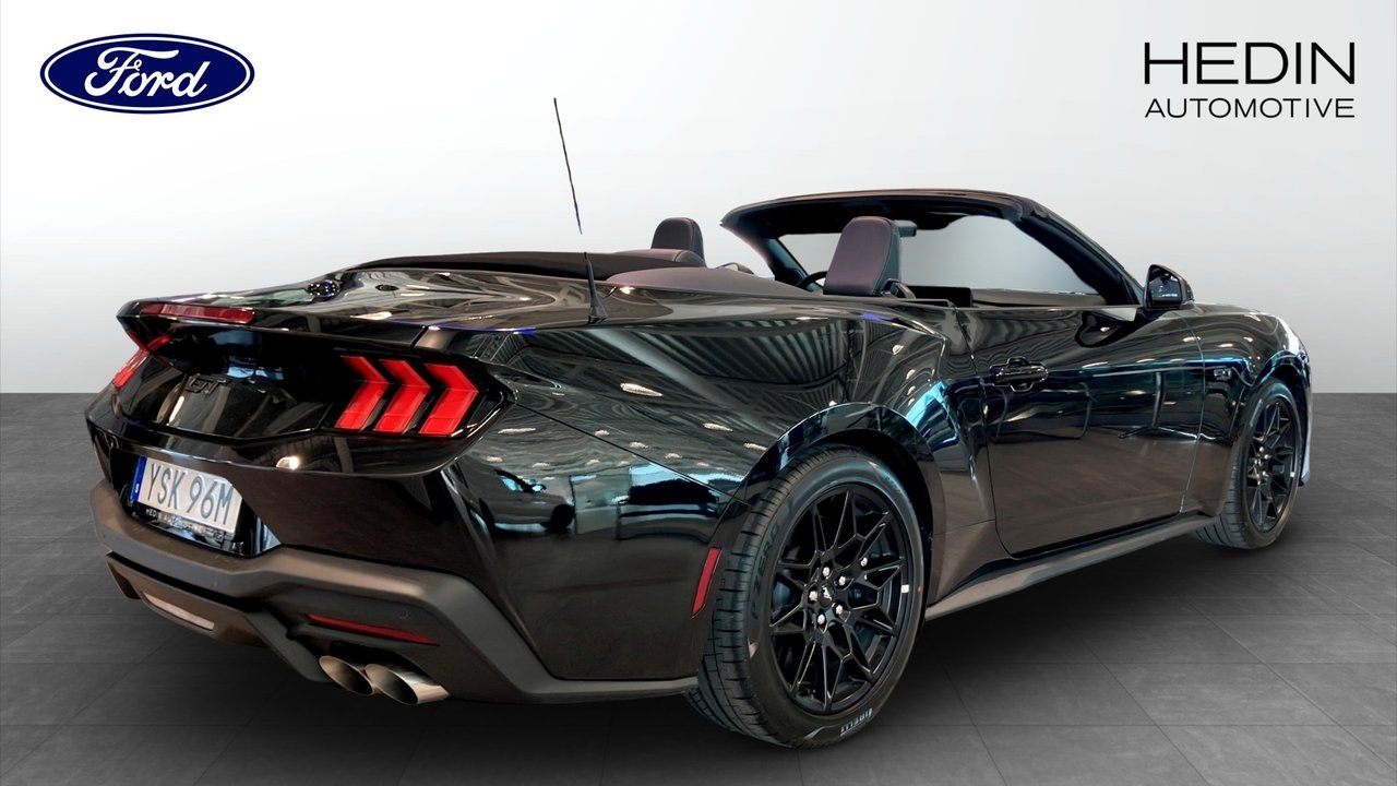 Ford Mustang GT 5.0 V8 446 hk 2026, bild 2/10
